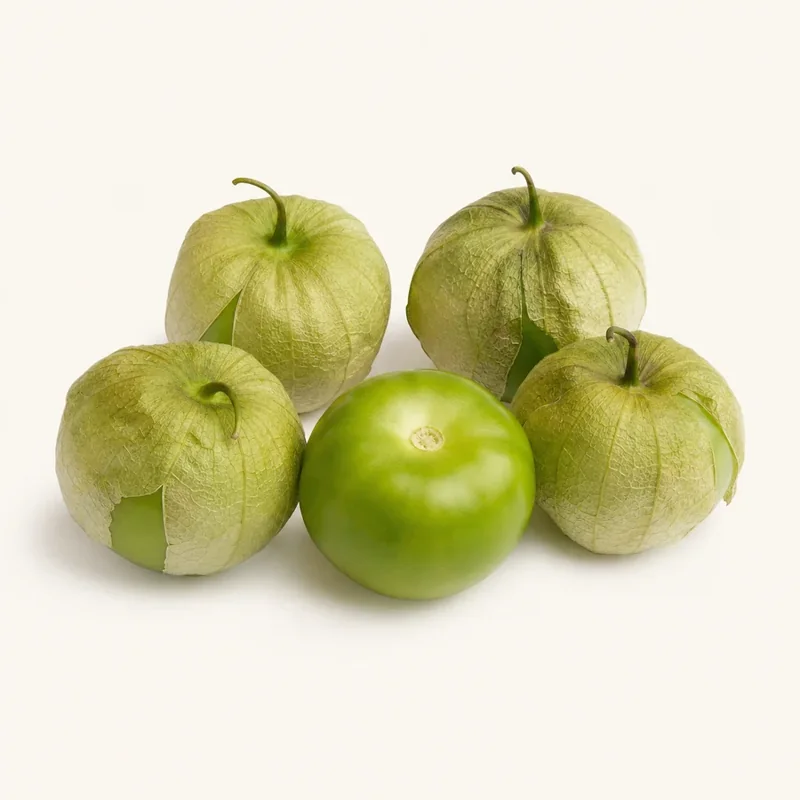 Green tomatillo — Tomatillo verde at La Aguila Market